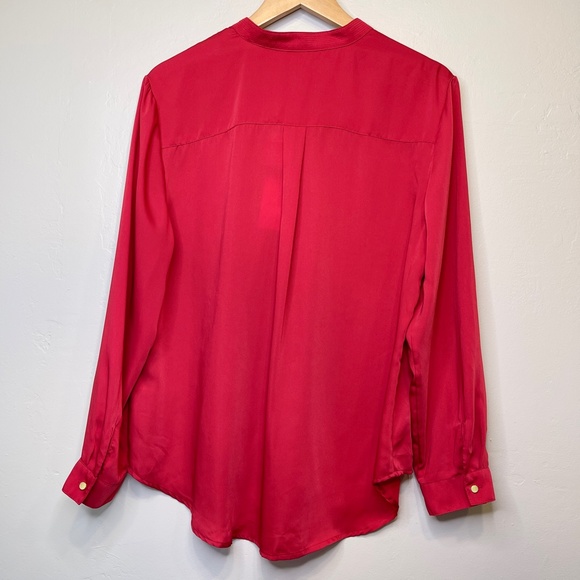 Chico’s | NWT Red Textured Gold Button Down Charmeuse Chic Blouse - Picture 5 of 16